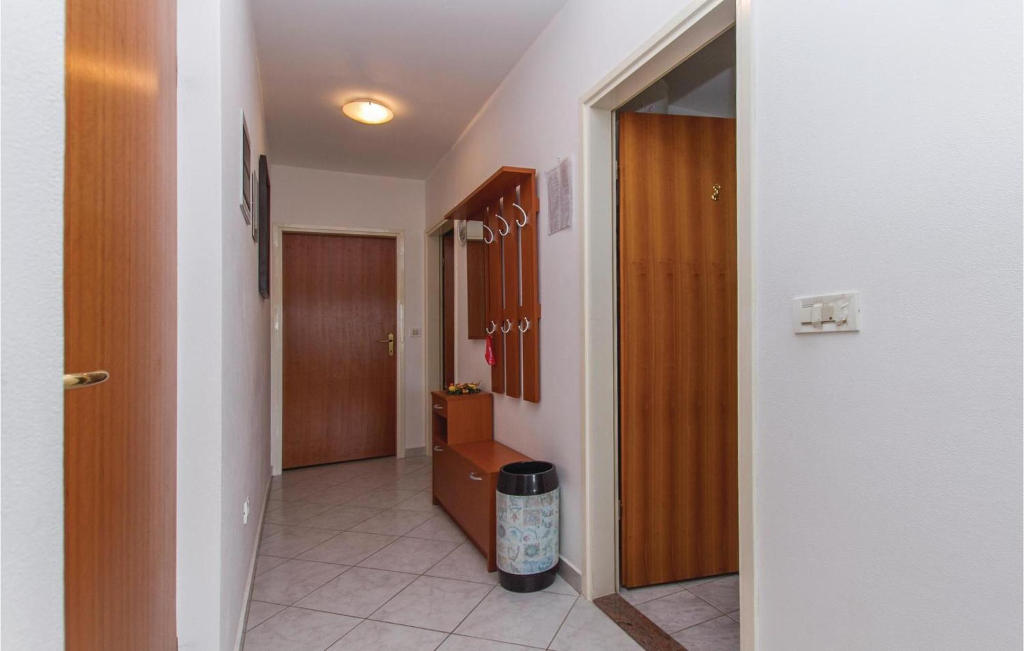 2 Bedroom Gorgeous Apartment In غاباس المظهر الخارجي الصورة